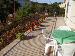 Apartment Mili - 50m from beach